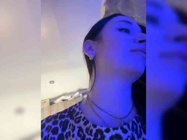 AureliyXXX Live Webcam on BongaCams