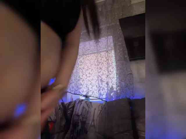 AureliyXXX Live Webcam on BongaCams