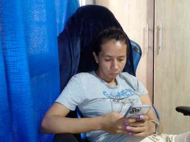 sexya-1 webcam