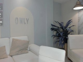 NiaHolland Porn Show