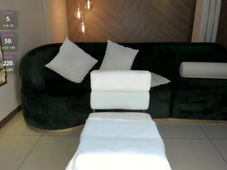 NiaHolland Porn Show