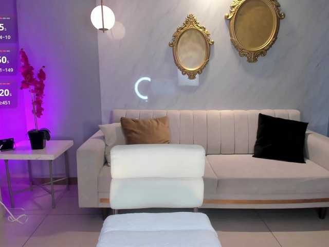 Preview of niaholland