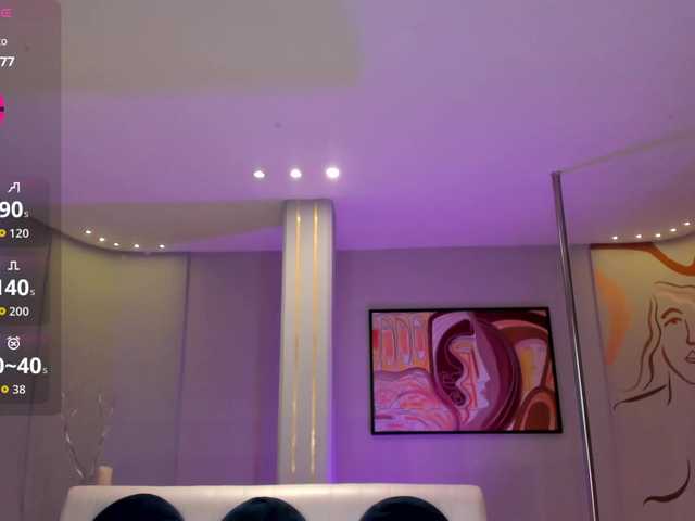 NiaHolland's BongaCams show and profile