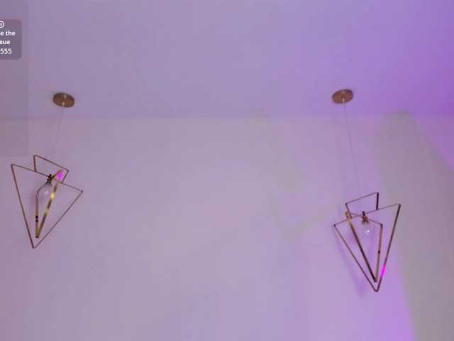 NiaHolland's BongaCams show and profile