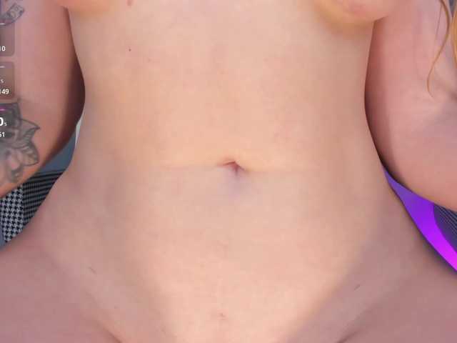 NiaHolland's BongaCams show and profile