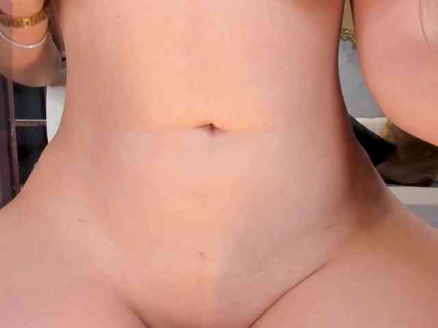 xxx chat room NiaHolland
