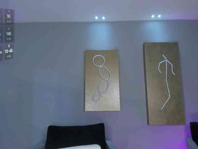 NiaHolland Live Webcam on BongaCams