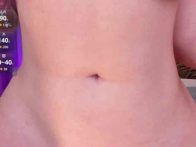 NiaHolland NiaHolland