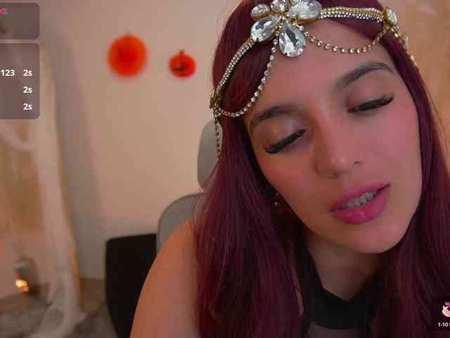 LaraBaker webcam