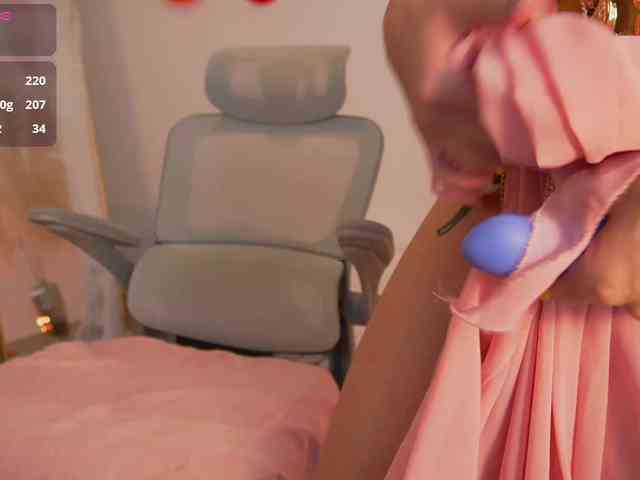 LaraBaker webcam