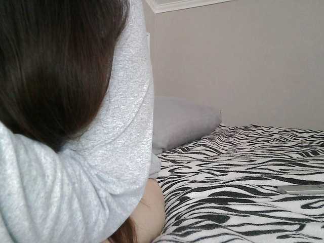 Lyana's BongaCams show and profile