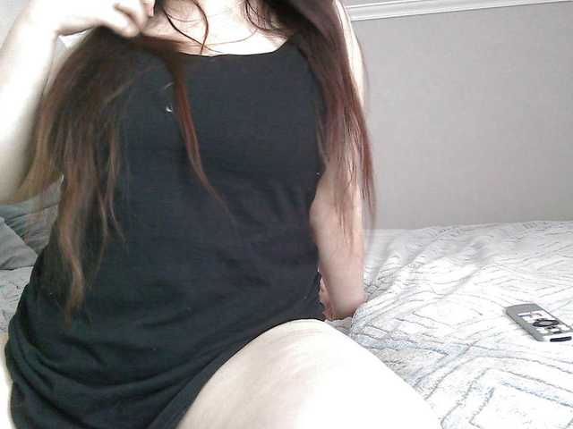 Lyana's BongaCams show and profile