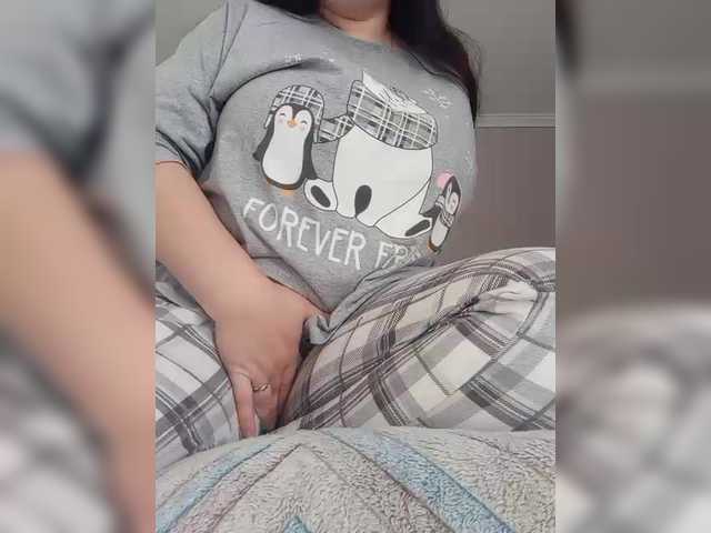 Lyana's BongaCams show and profile