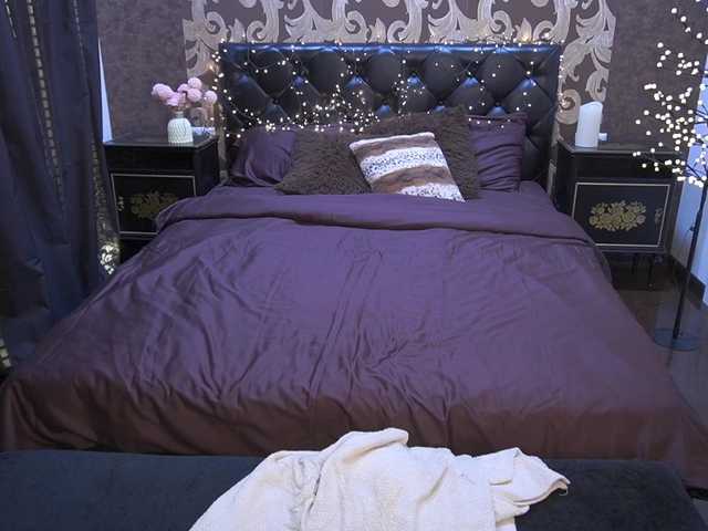 MadissonSoft's BongaCams show and profile