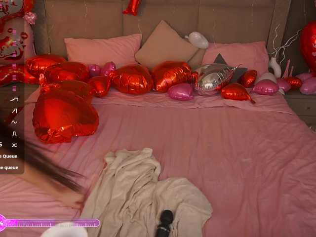 MadissonSoft's BongaCams show and profile