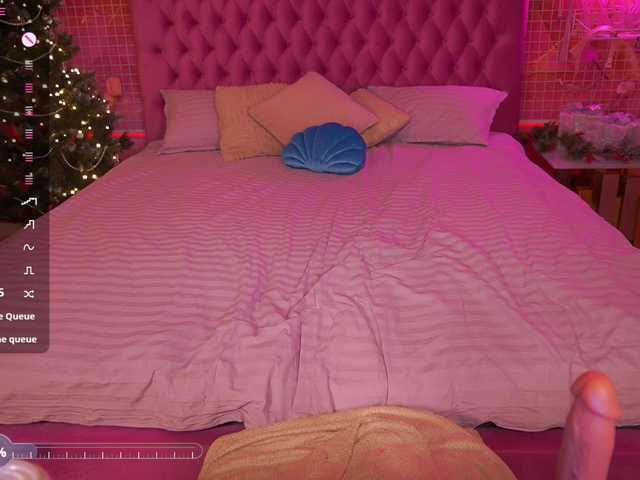 MadissonSoft's BongaCams show and profile