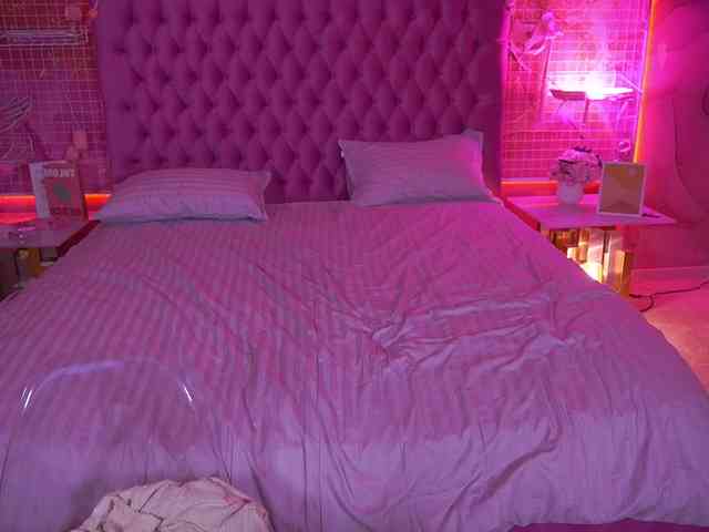 MadissonSoft Live Webcam on BongaCams