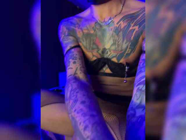 Redfoxygirl webcam