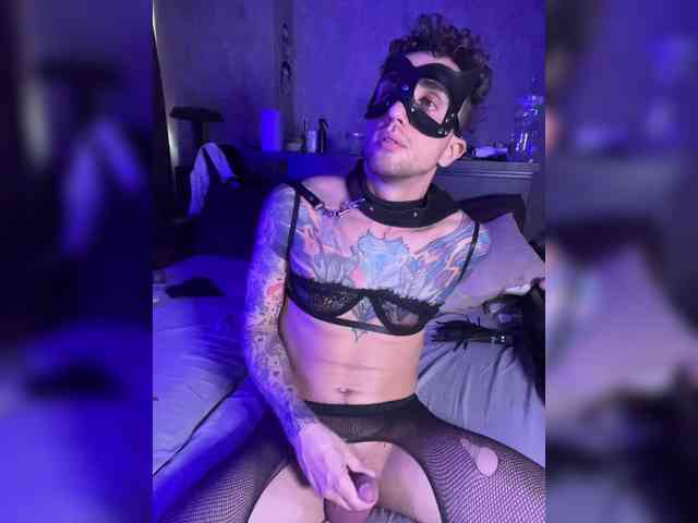 Redfoxygirl webcam