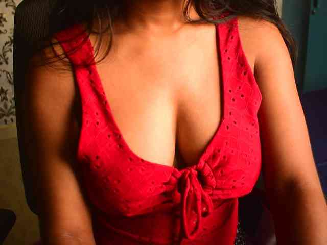 indianpriya indianpriya