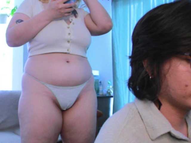 milkxangelx's BongaCams show and profile