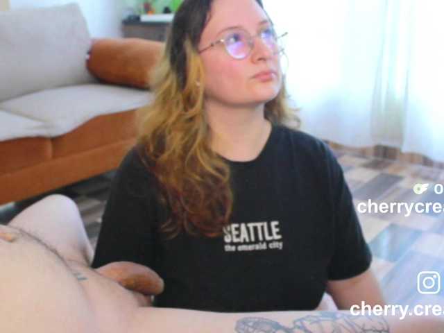 milkxangelx's BongaCams show and profile