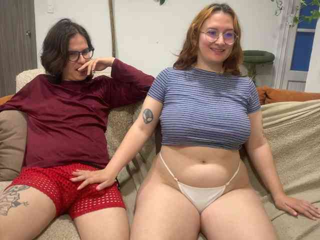 CherryAndAndy webcam