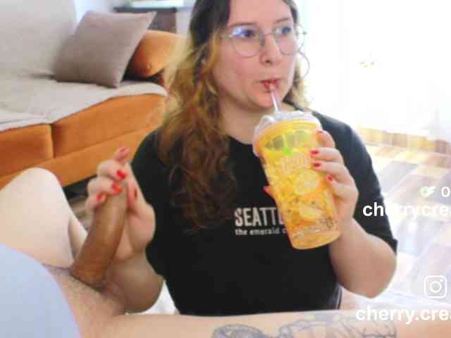 CherryAndAndy webcam