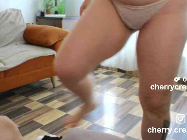 CherryAndAndy webcam