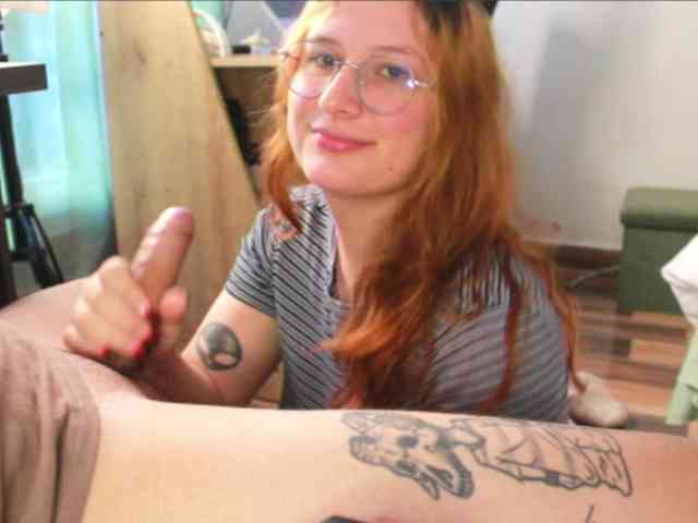 CherryAndAndy webcam