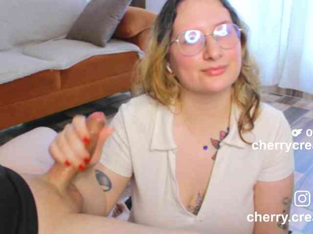 CherryAndAndy webcam