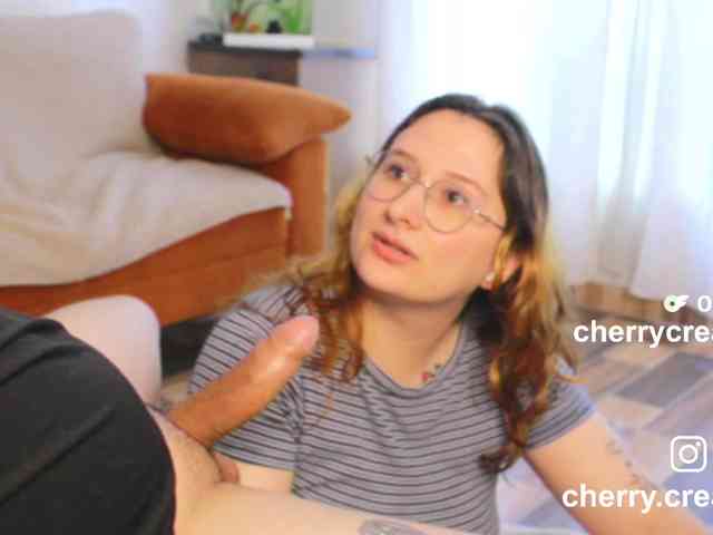 CherryAndAndy webcam