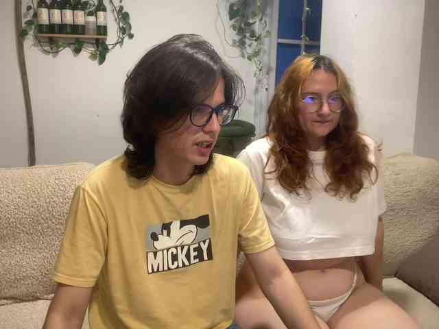 CherryAndAndy webcam