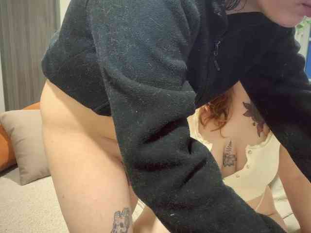 CherryAndAndy webcam