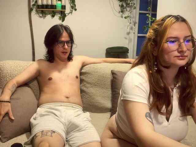 CherryAndAndy webcam