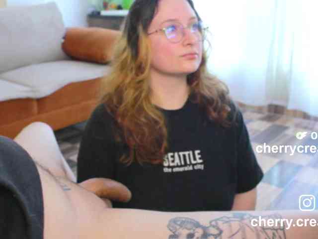 CherryAndAndy webcam