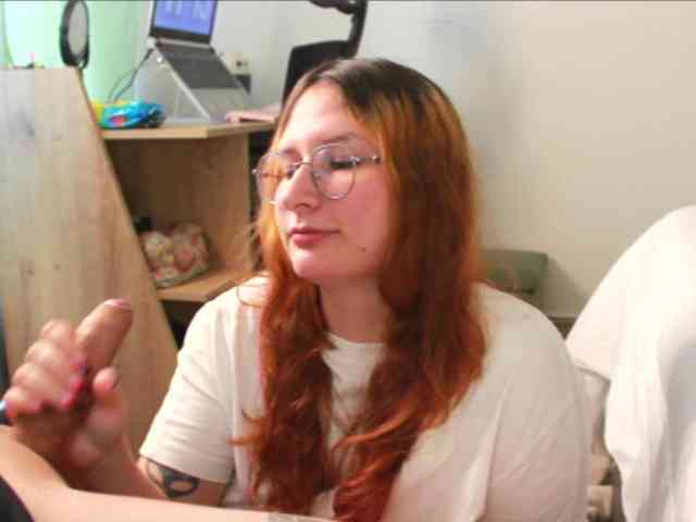 CherryAndAndy webcam
