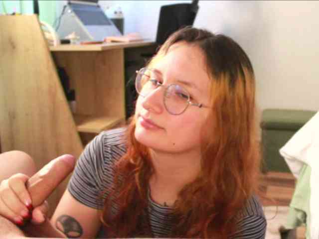CherryAndAndy webcam