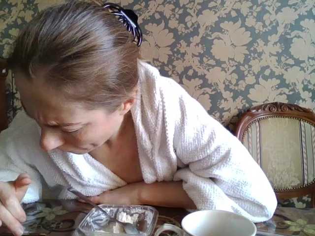 Boginechka's BongaCams show and profile