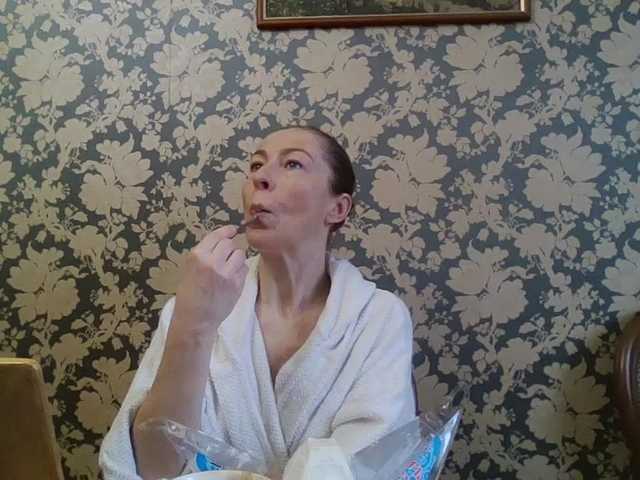 Boginechka's BongaCams show and profile