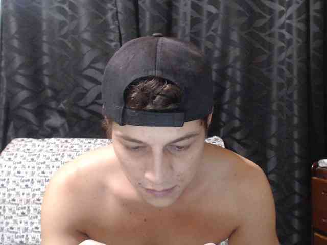 Dastan-yesei Live Webcam on BongaCams
