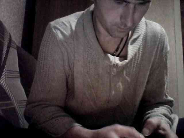 chevchev1995 Live Webcam on BongaCams