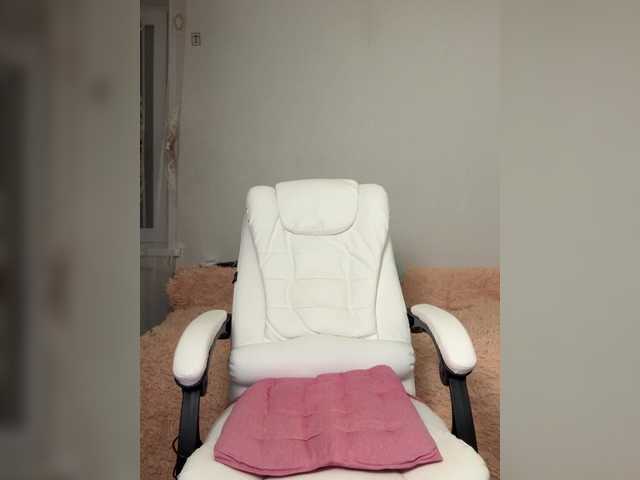 Eva-Bella from BongaCams