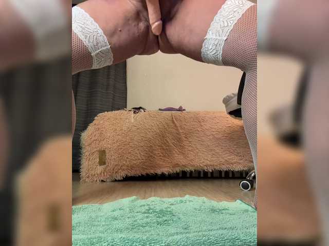 Eva-Bella's BongaCams show and profile