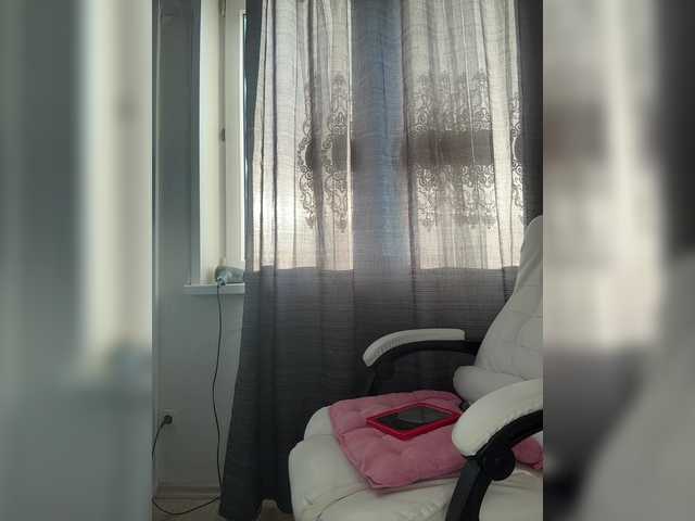 Eva-Bella's BongaCams show and profile