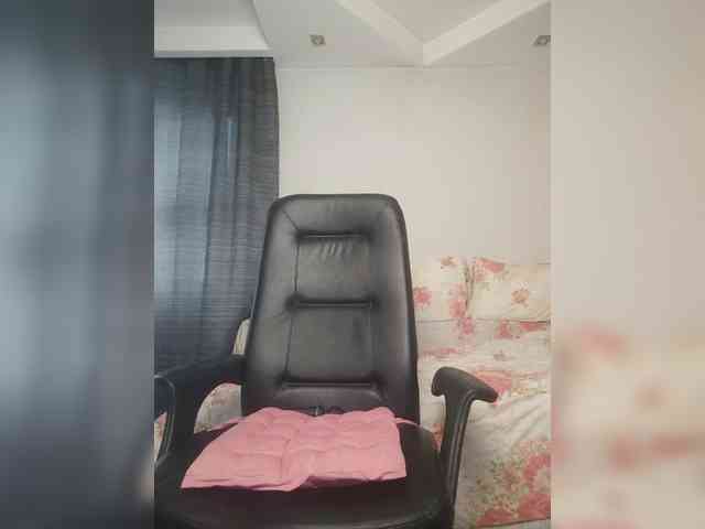 Eva-Bella webcam