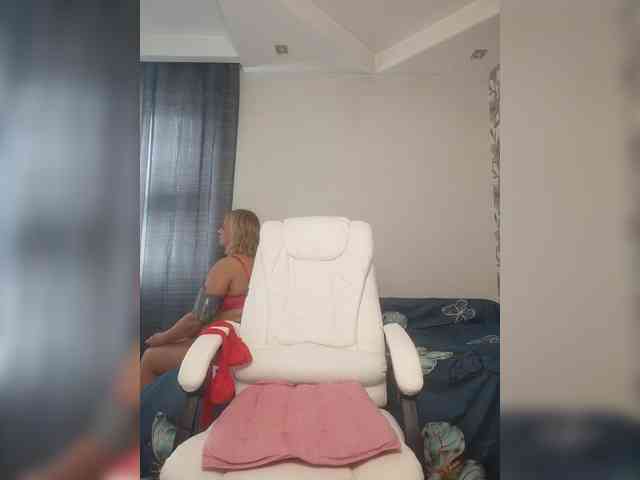 Eva-Bella webcam