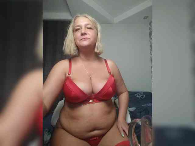 Eva-Bella webcam