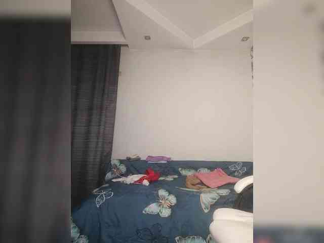 Eva-Bella webcam