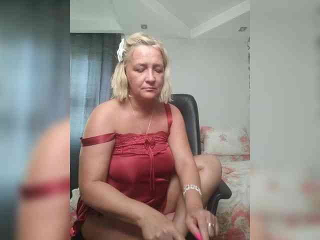 Eva-Bella webcam